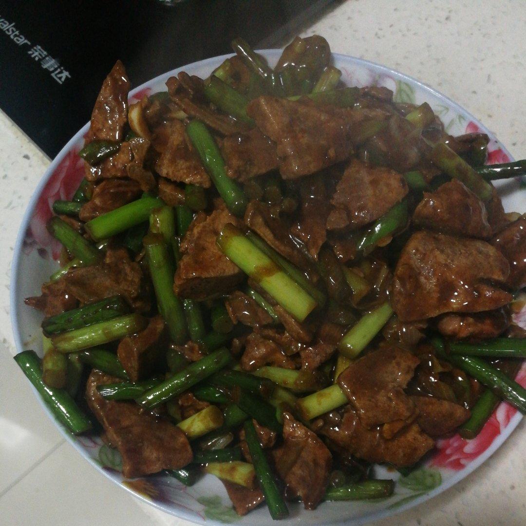 酱爆蒜薹猪肝