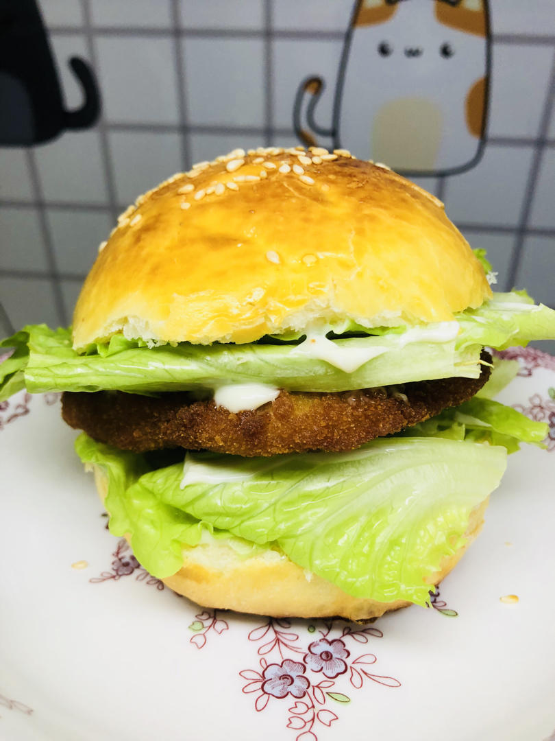 可甜可盐666做的肯德基早餐汉堡轻松在家做玉米鸡肉汉堡包