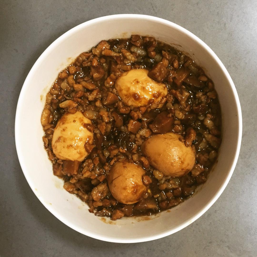 一碗高颜值有内涵的台湾卤肉饭