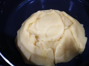 5种不同口味的月饼馅料制作方法（芋泥紫薯馅，豆沙馅3种变化口味，奶黄馅）的做法 步骤7