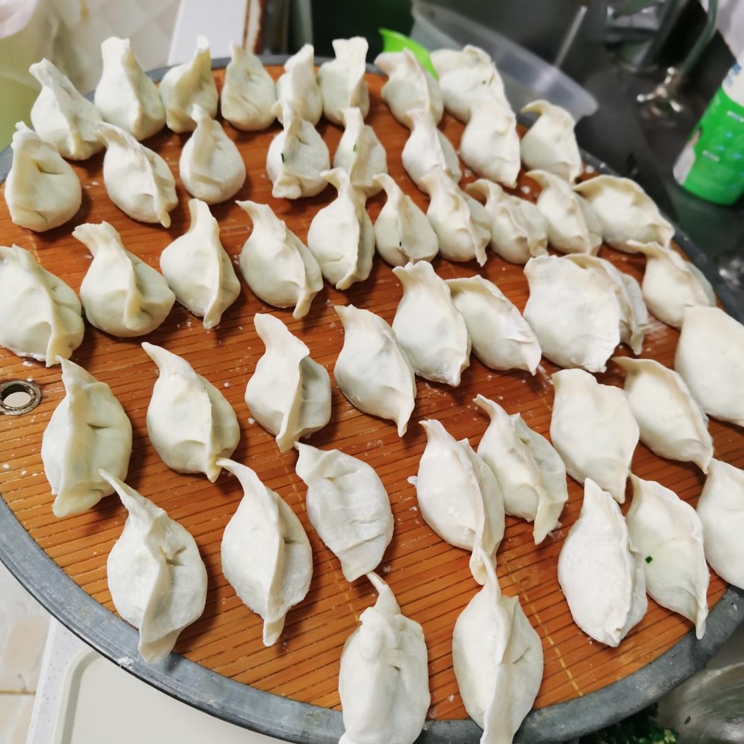 韭菜鸡蛋虾仁三鲜馅饺子