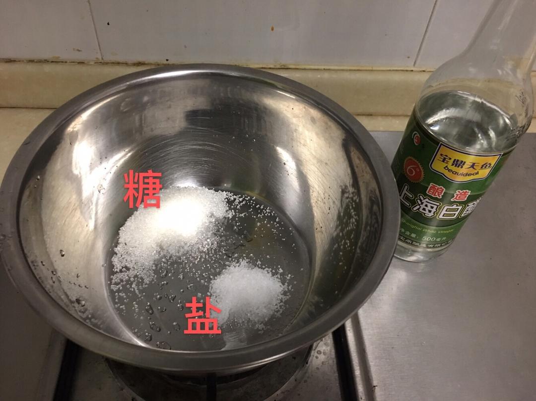 30分钟快手爽口酸萝卜丝的做法 步骤1