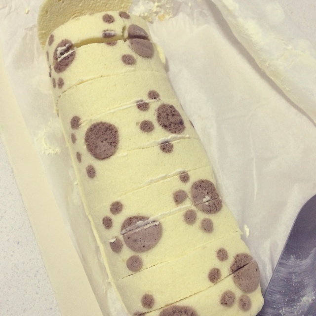 萌爪爪奶油蛋糕卷——萌翻你哦