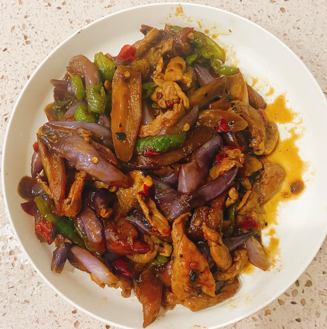 【超少油版茄子炒肉的做法步骤图,怎么做好吃】戚风sevenwind_下厨房