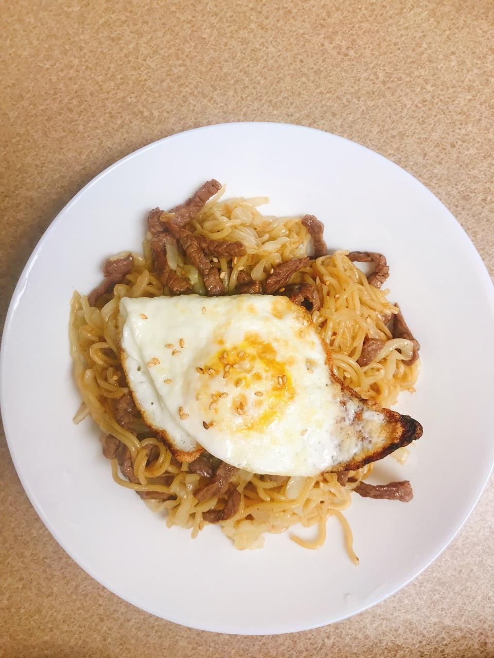 《深夜食堂》酱油炒面