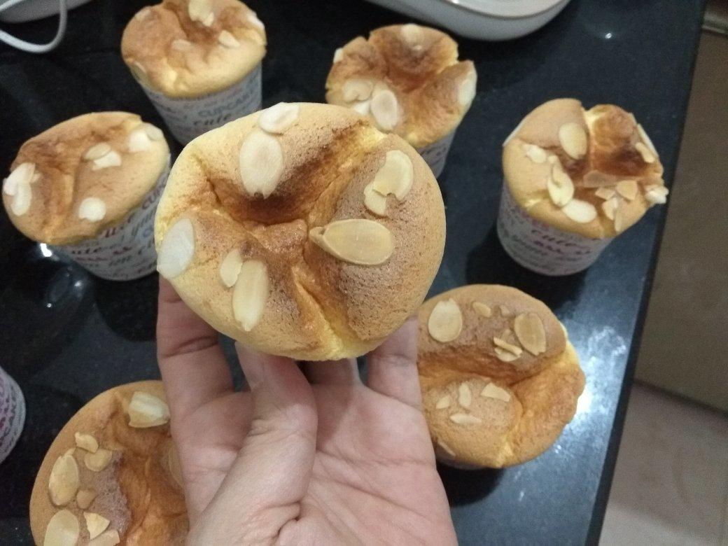 棉花纸杯蛋糕