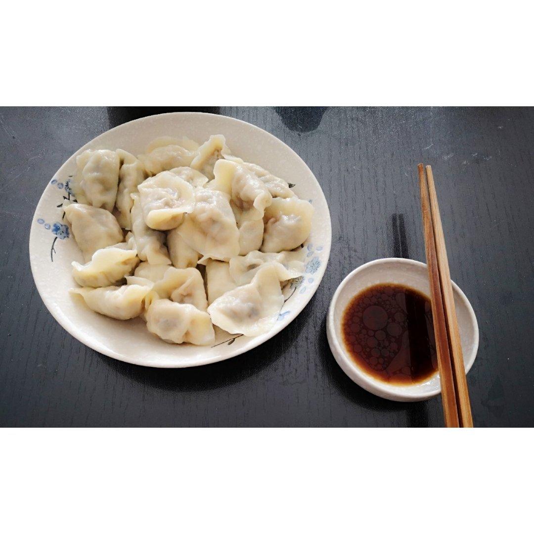 超级好吃的猪肉莲藕饺子