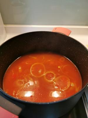 娃娃番茄煲菜汤(Tomato Cabbage Soup)的做法 步骤11