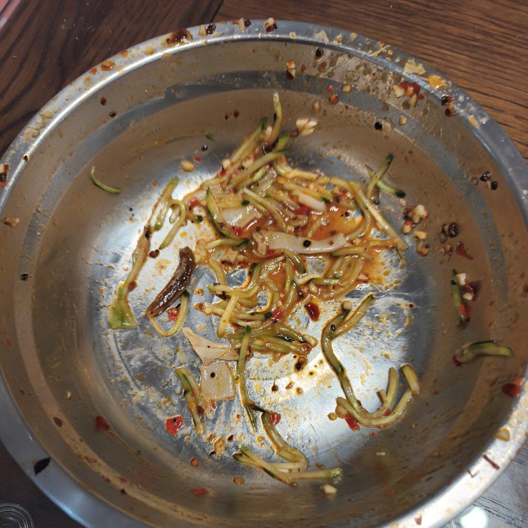凉皮调料汁（街边摊的味道）