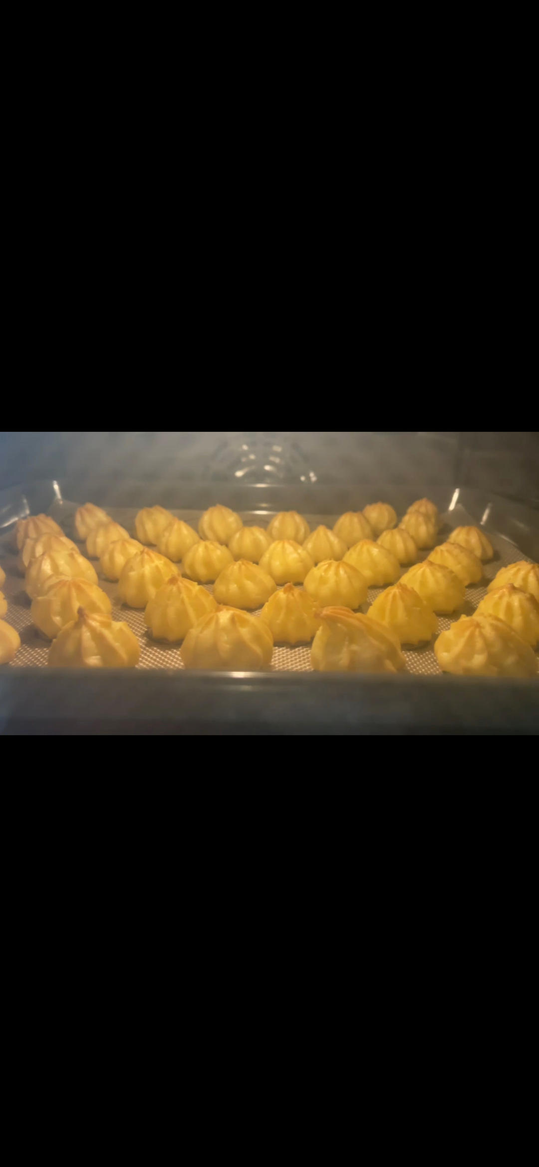 一口一个小巧可爱—迷你小泡芙