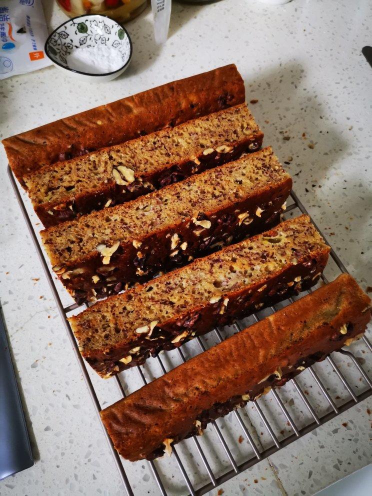 香蕉核桃蛋糕（低油少糖健康版）