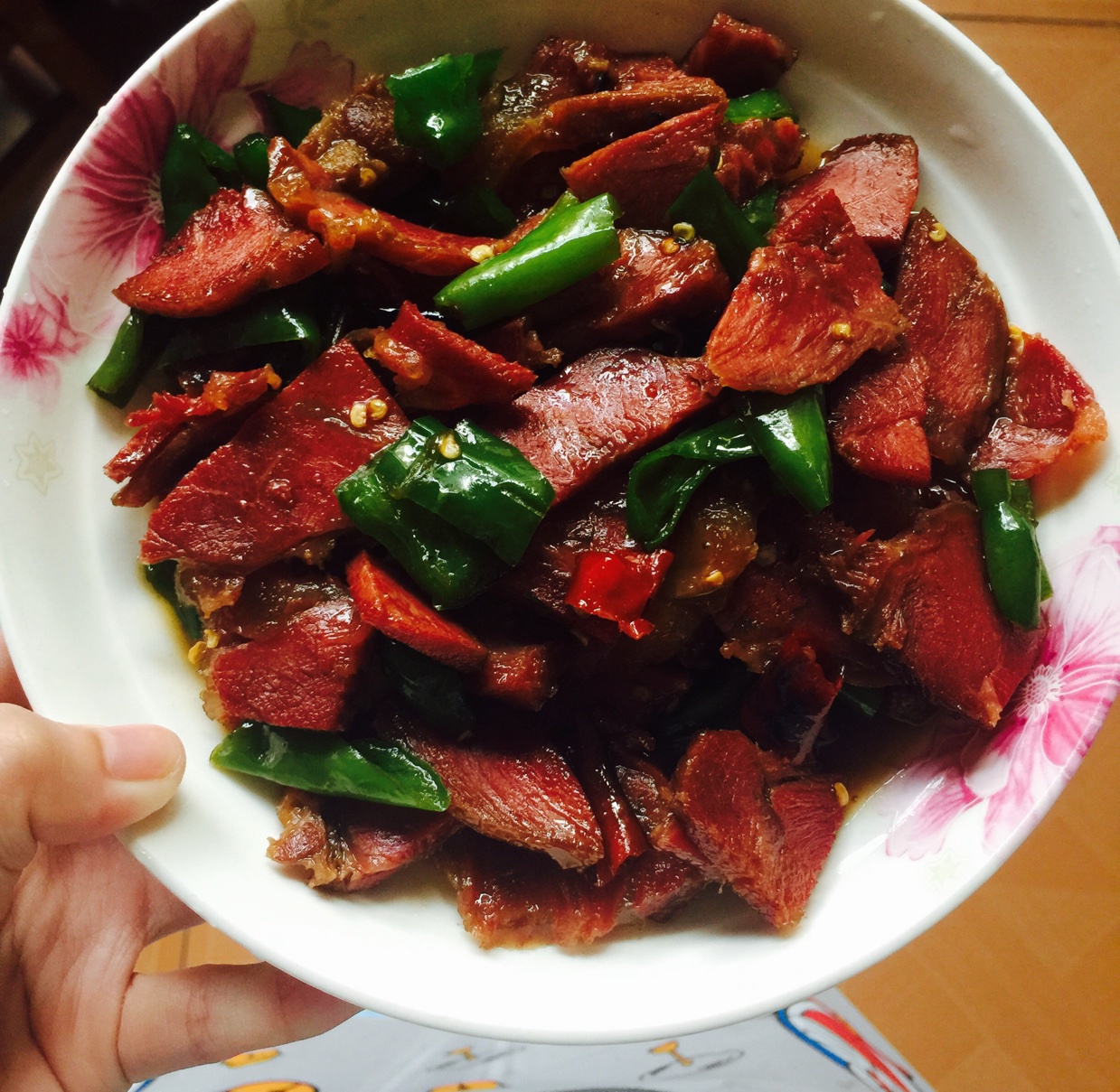 大懒涵做的青椒小炒卤牛肉