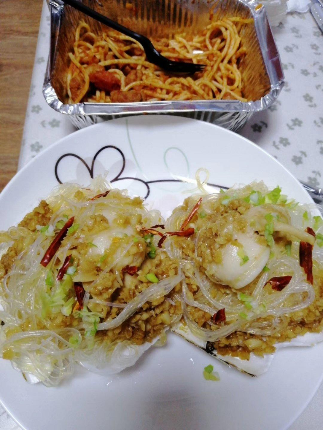 蒜蓉粉丝蒸扇贝
