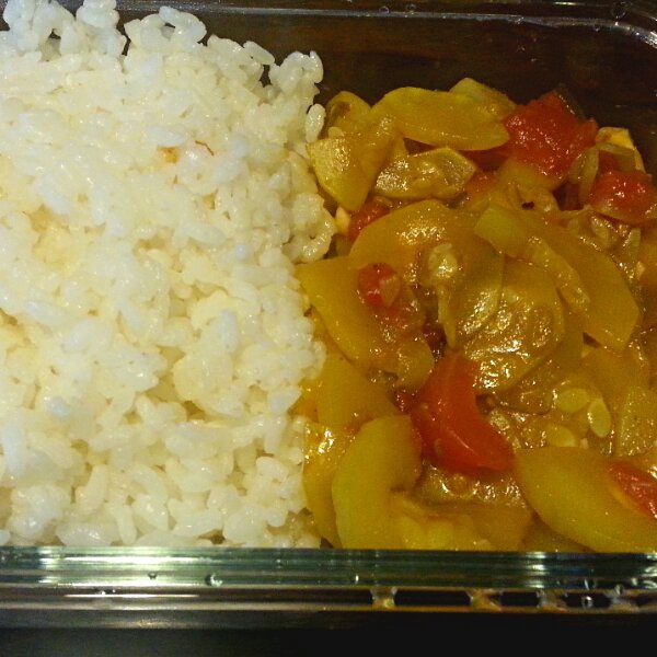 番茄炒西葫芦（已更新）( Stir-fried Tomato and Zucchini )