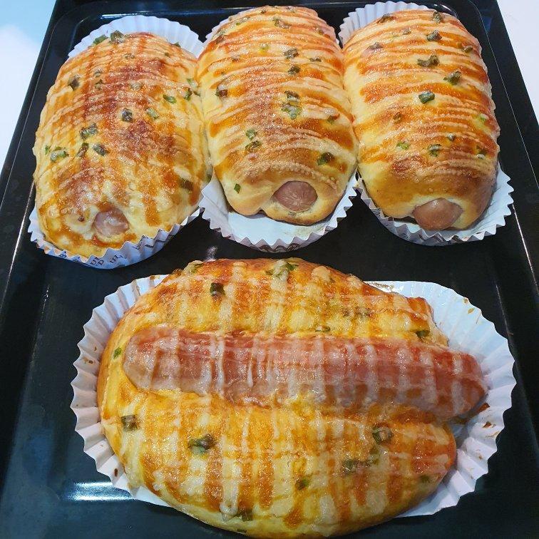 香肠香葱面包（超级软的一款面包，真心好吃哦）