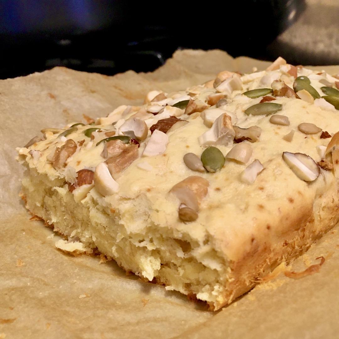 简简单单的香蕉核桃蛋糕（很香很香的咧）