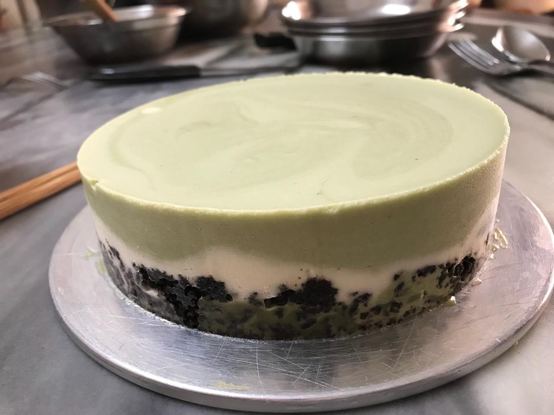 渐变抹茶慕斯蛋糕：我Amanda带着既美又作的抹茶甜点又来了！【曼食慢语】