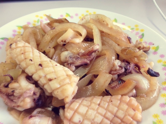 洋葱炒鱿鱼