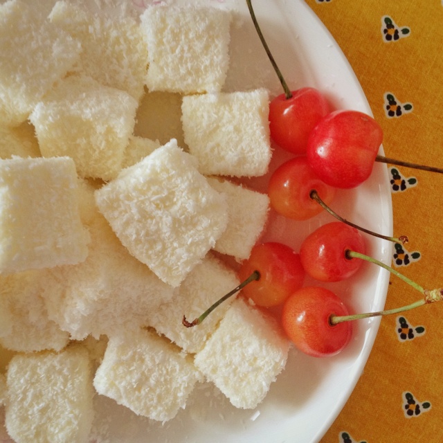 完胜85度C牛奶椰丝小方