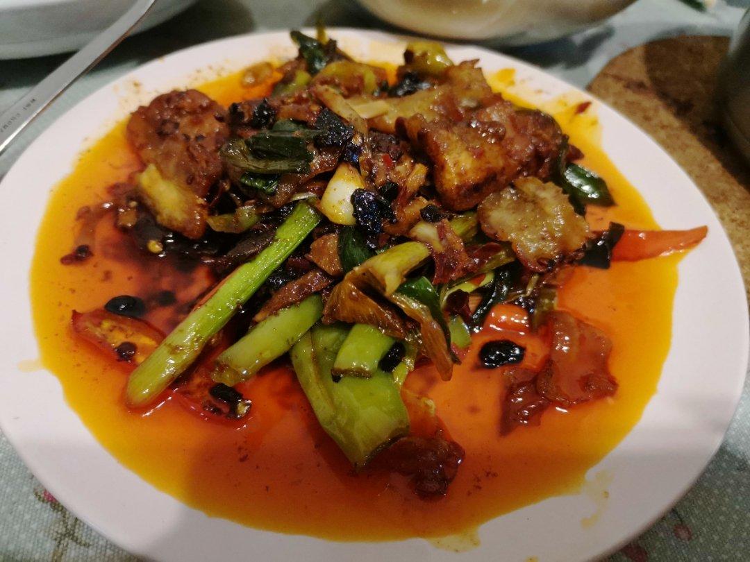 年夜饭必做-蒜苗回锅肉