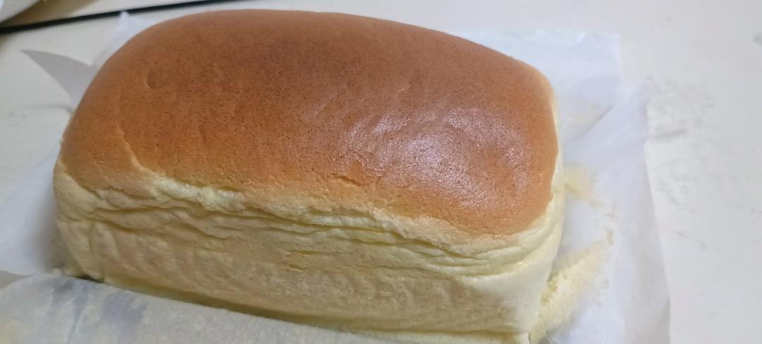 堪比柯基屁股
爆浆芝士🧀古早蛋糕