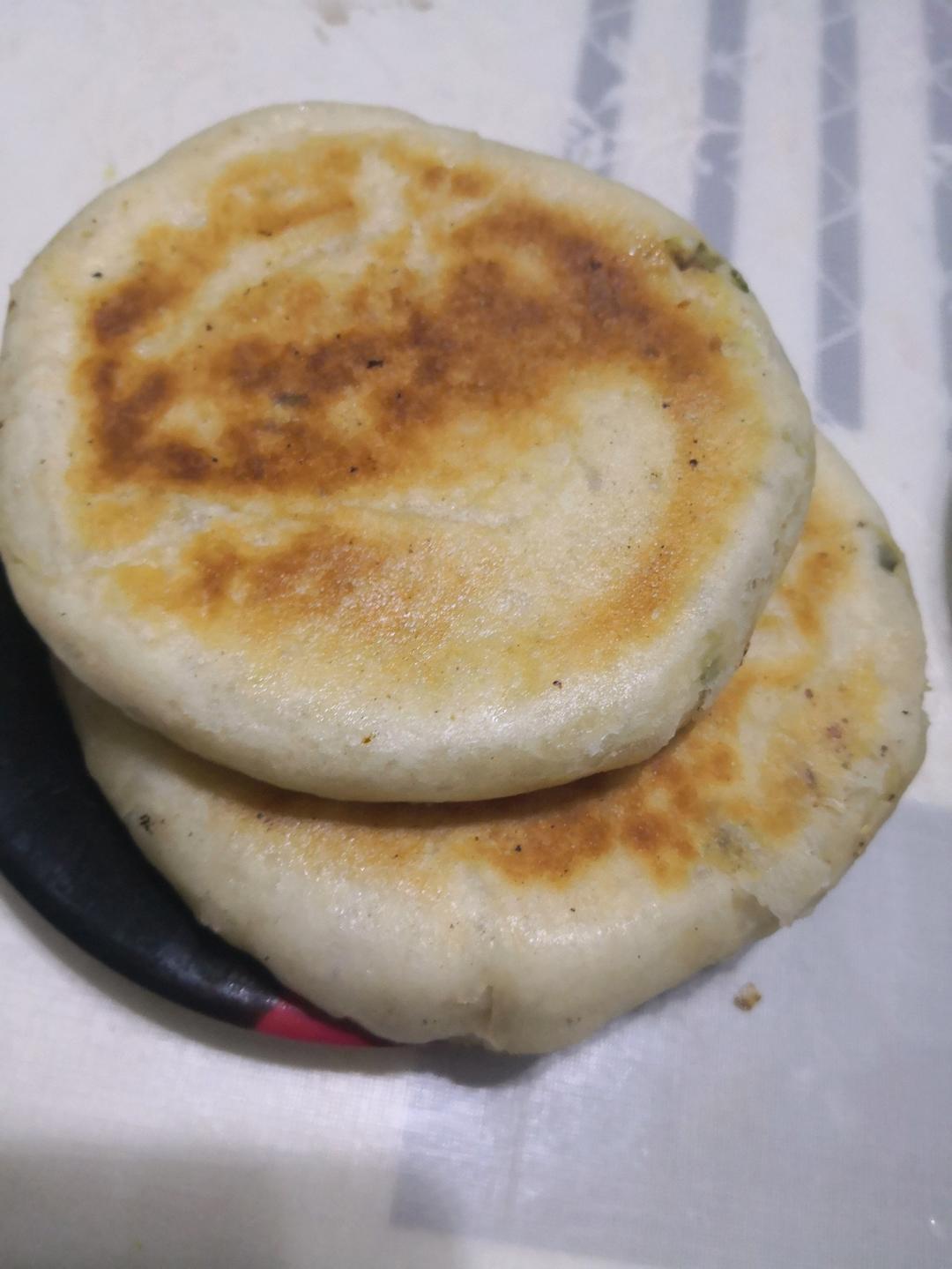 懒人版葱香发面饼 要多软有多软 零失败的方子 附细节视频详解