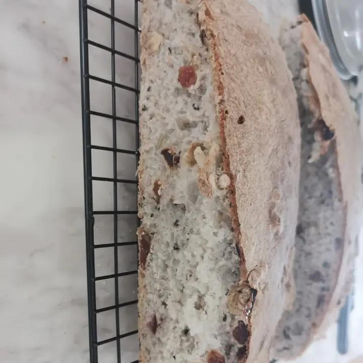 无油无糖 - “全麦果干面包”