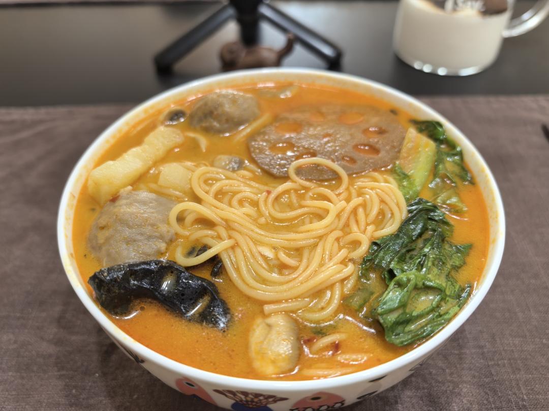 自制麻辣烫！汤汁浓郁，一口上瘾