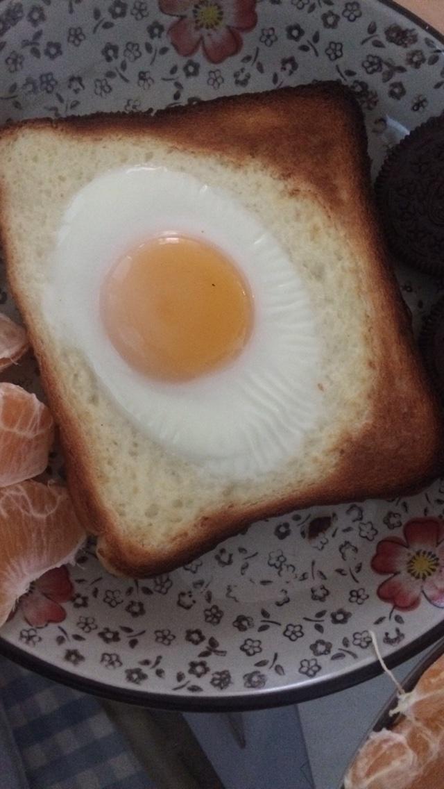土司鸡蛋早餐的做法