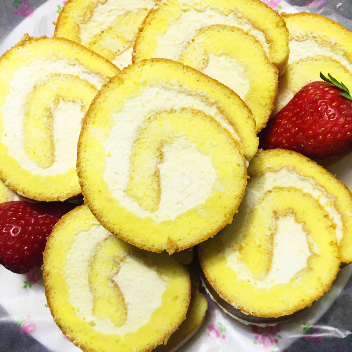 小四卷～风靡美食群的美味蛋糕卷