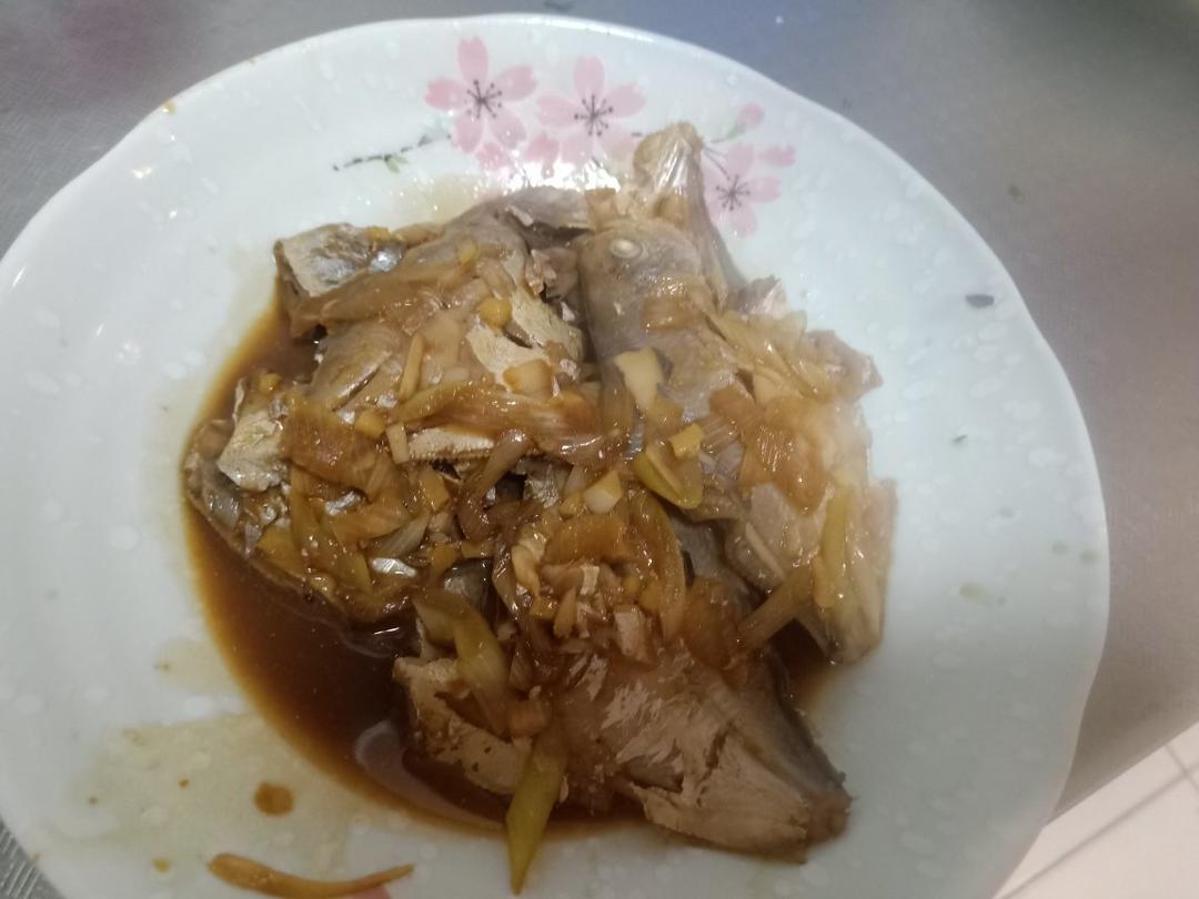 孩子吃的停不下，小孩大人都爱吃的红烧银鲳鱼