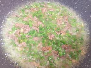 橄榄菜肉沫炒四季豆的做法 步骤6