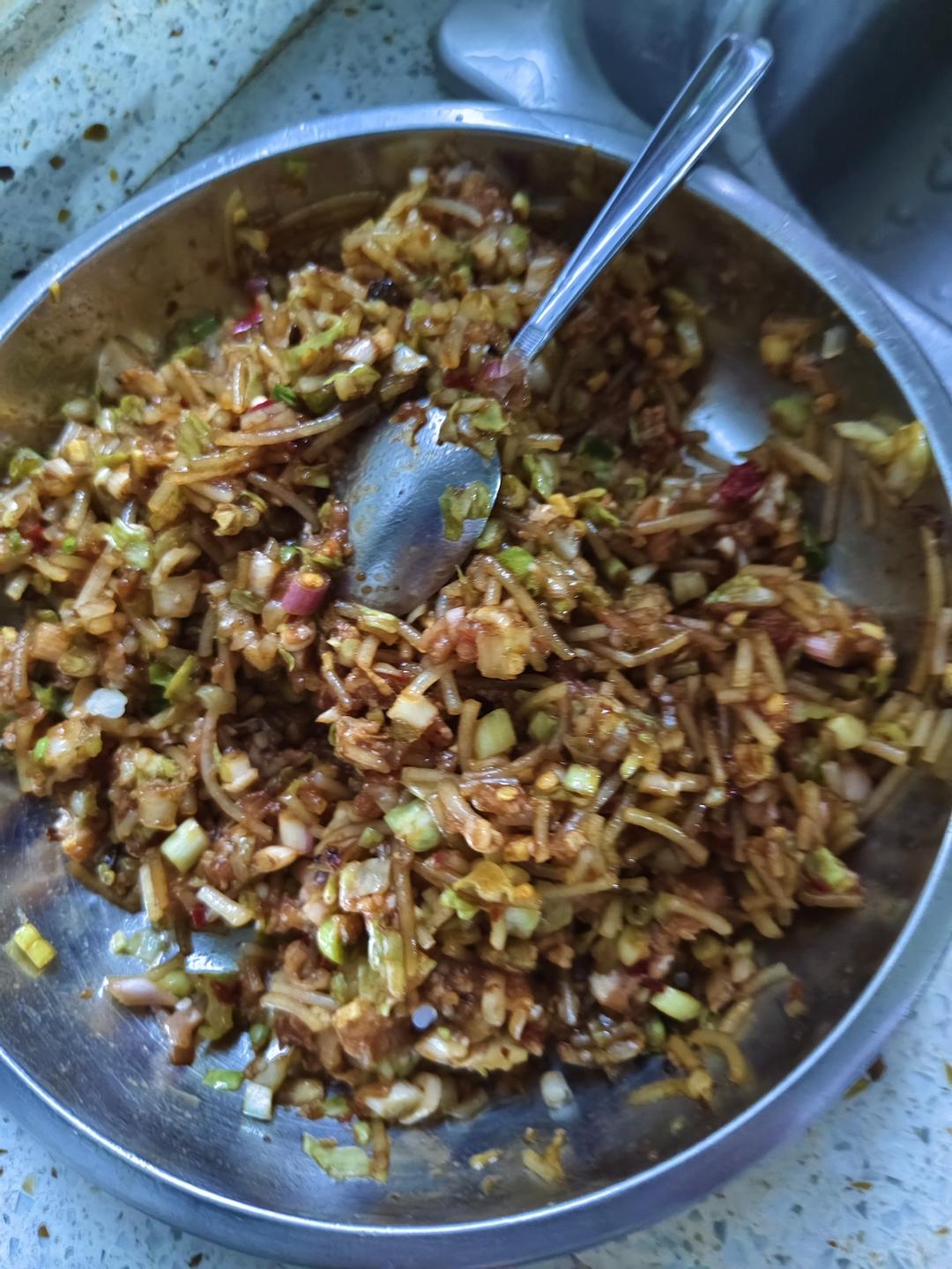 巨好吃的白菜粉条猪肉包