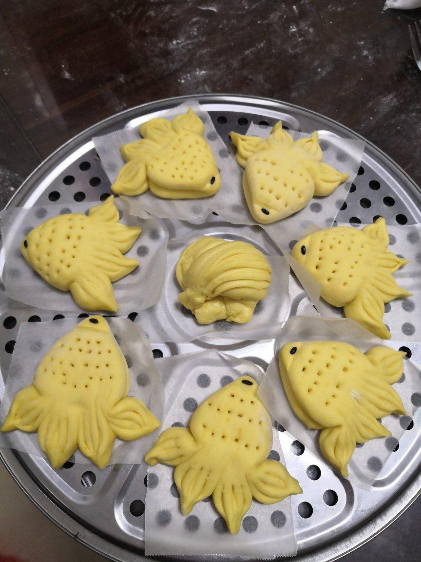 柴火妹做的小鱼馒头