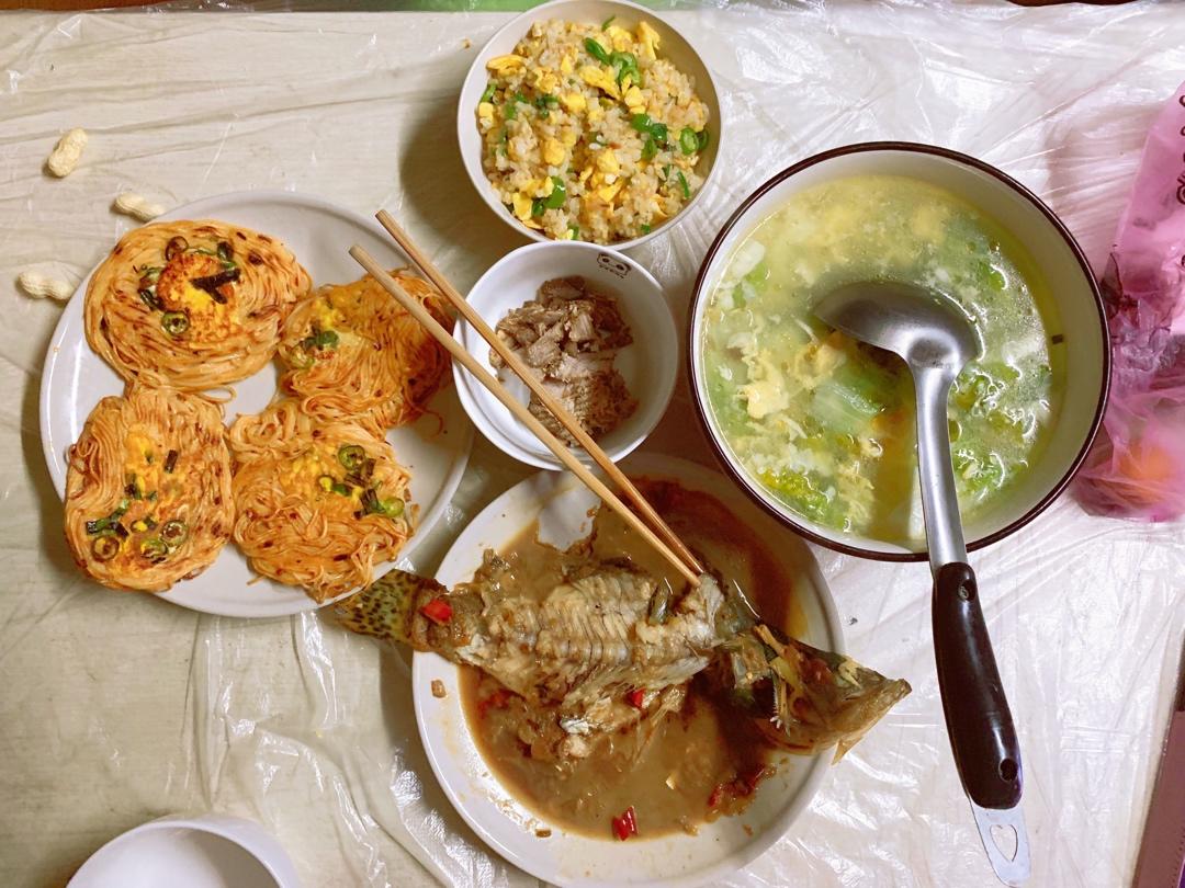 面条变身鸟巢蛋饼