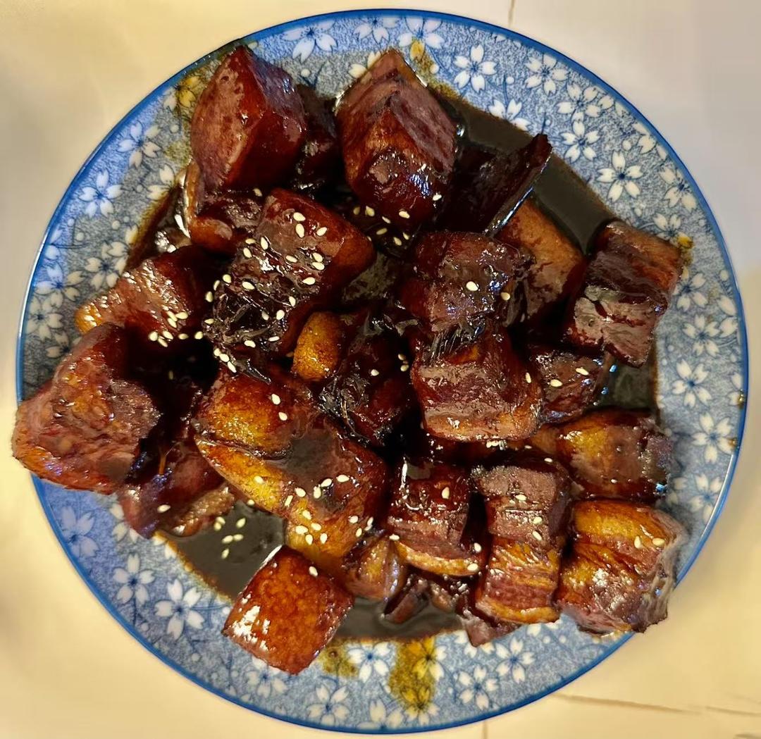 家常版的红烧肉（一点都不腻，软，糯)