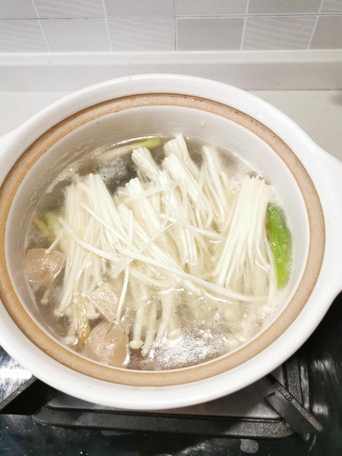 年夜饭素菜【上汤娃娃菜】鲜到掉眉毛的做法 步骤5