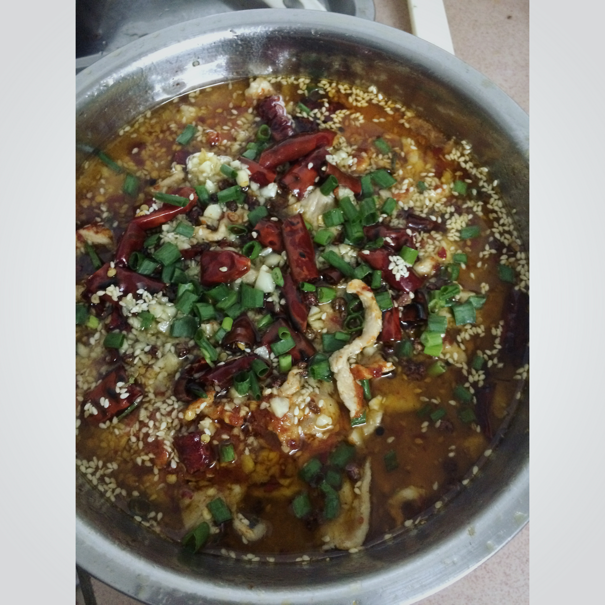 水煮肉片：辣椒的盛宴