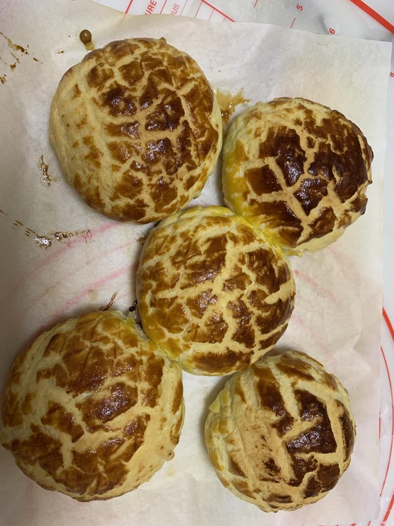 菠萝包