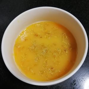 咸蛋白杂菜汤（消灭咸蛋白）的做法 步骤5