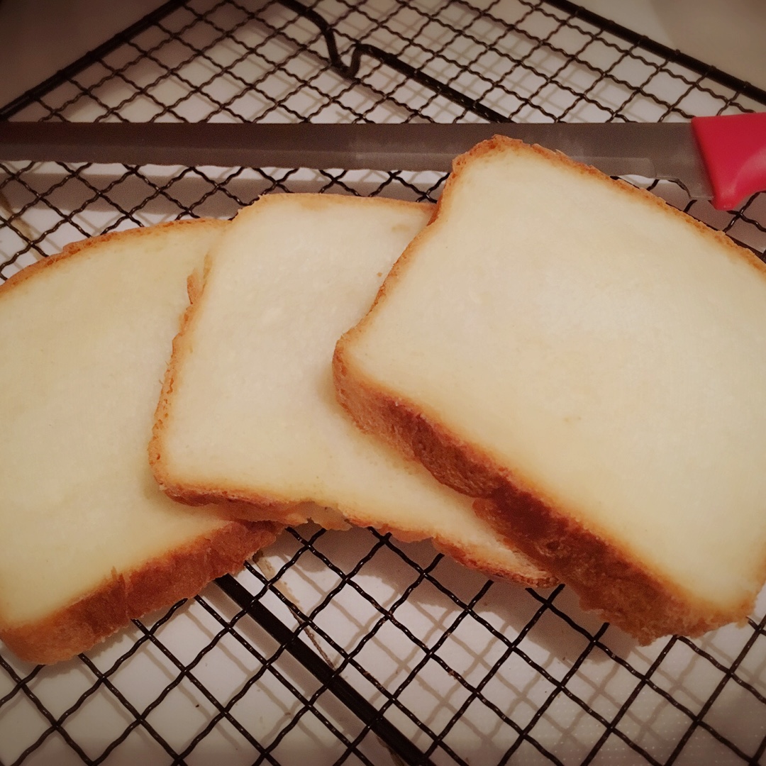牛奶吐司（附详细步骤图）