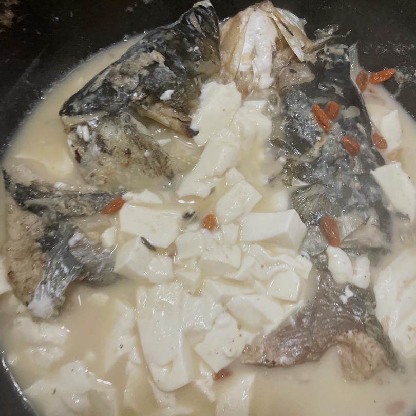 鱼头豆腐汤