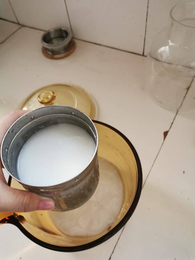 椰子冻，椰子汁的做法 步骤7