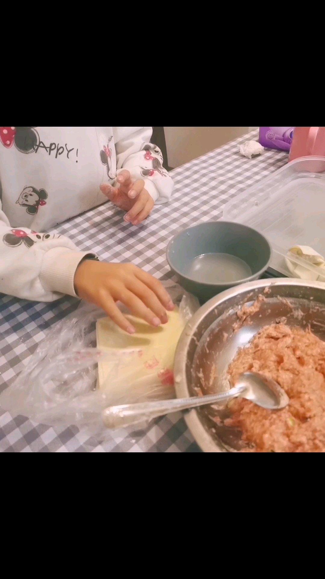 肉不柴的馄饨馅