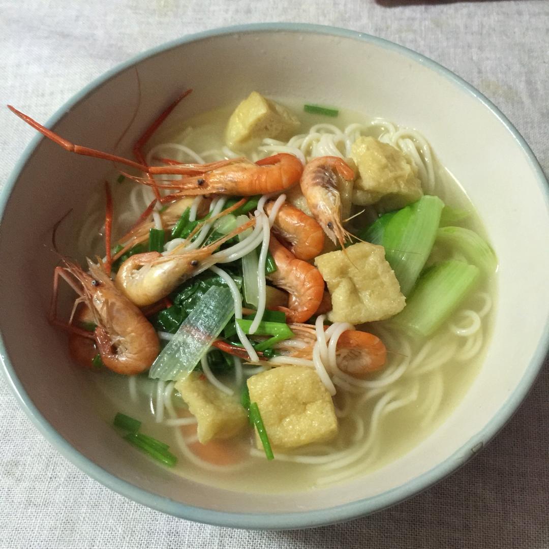 cinypin108做的河虾面