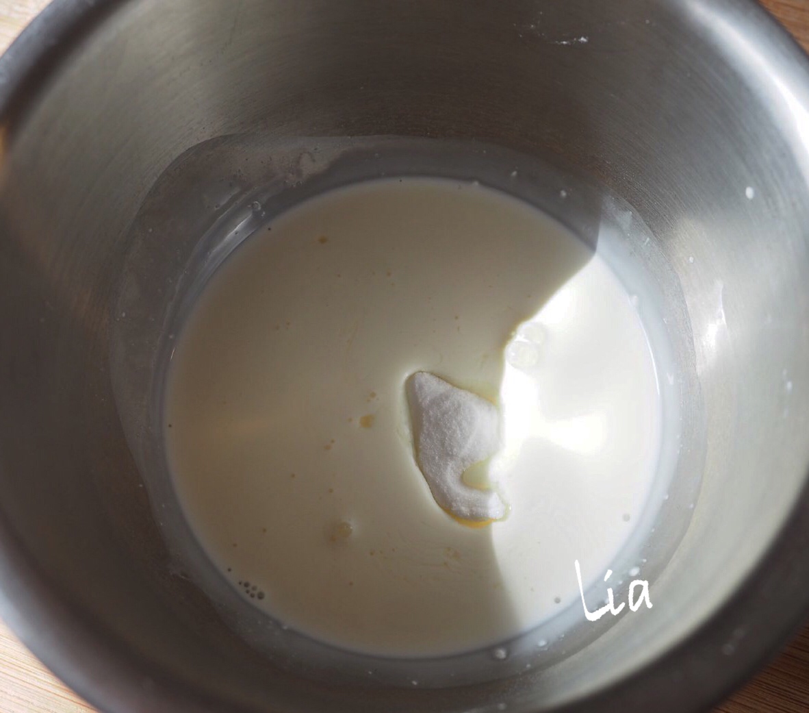 酸奶鲜奶油的做法 步骤1