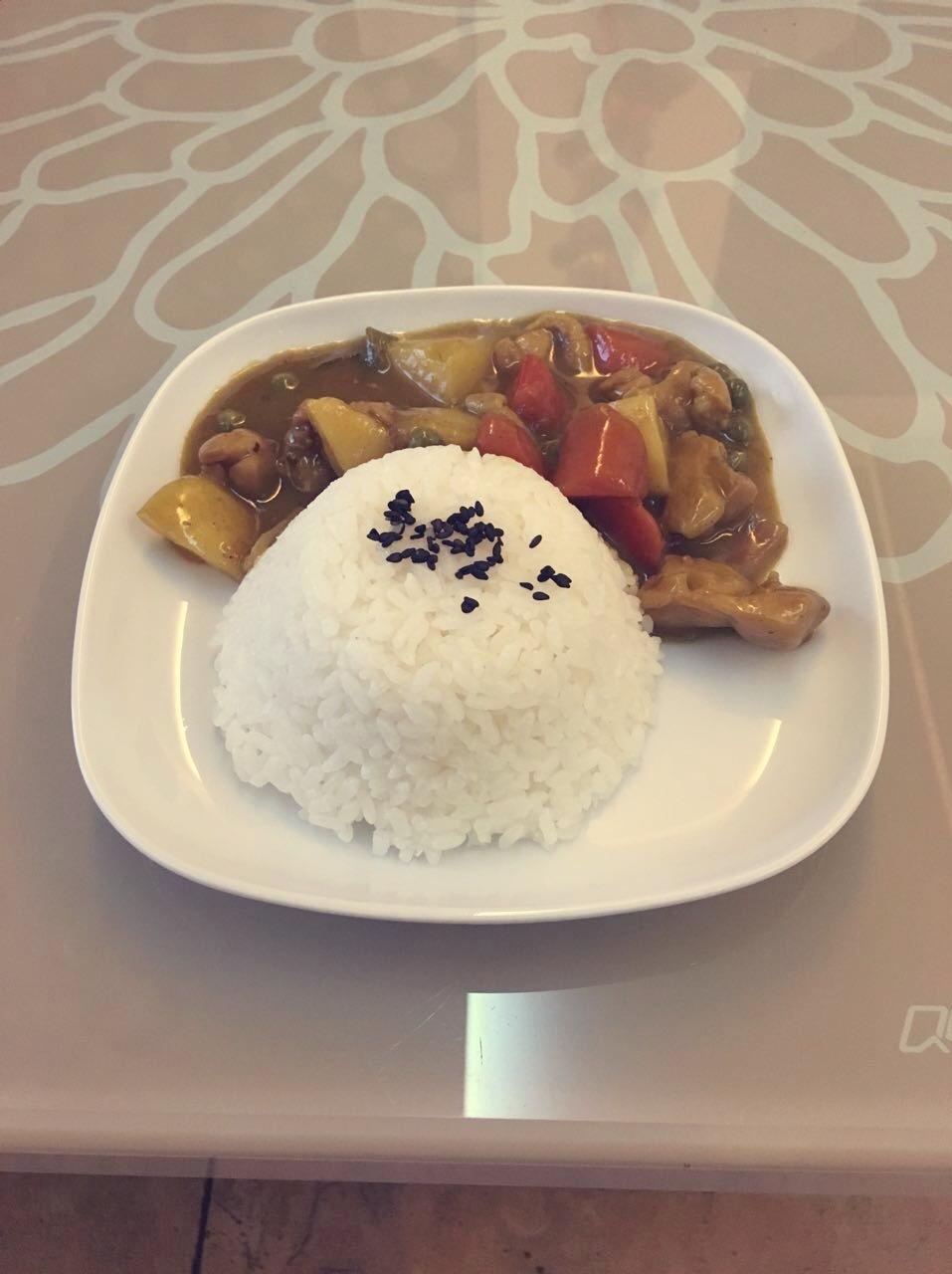 咖喱鸡肉饭