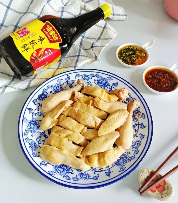嫩滑爽口的白切鸡+两款必吃灵魂蘸料