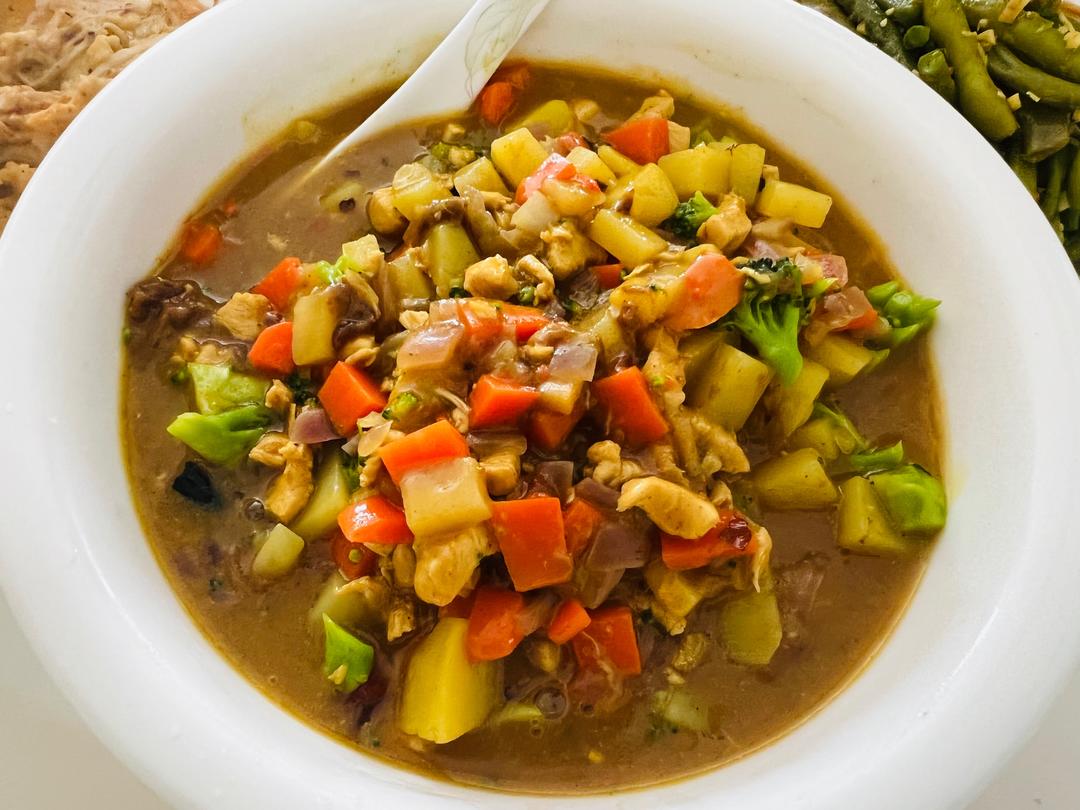 咖喱鸡米饭（简单到起飞版）