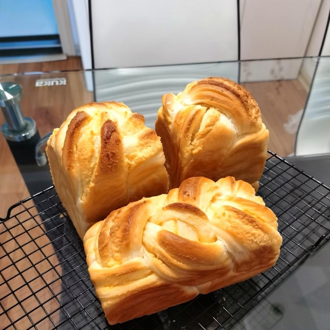 杏仁奶油吐司